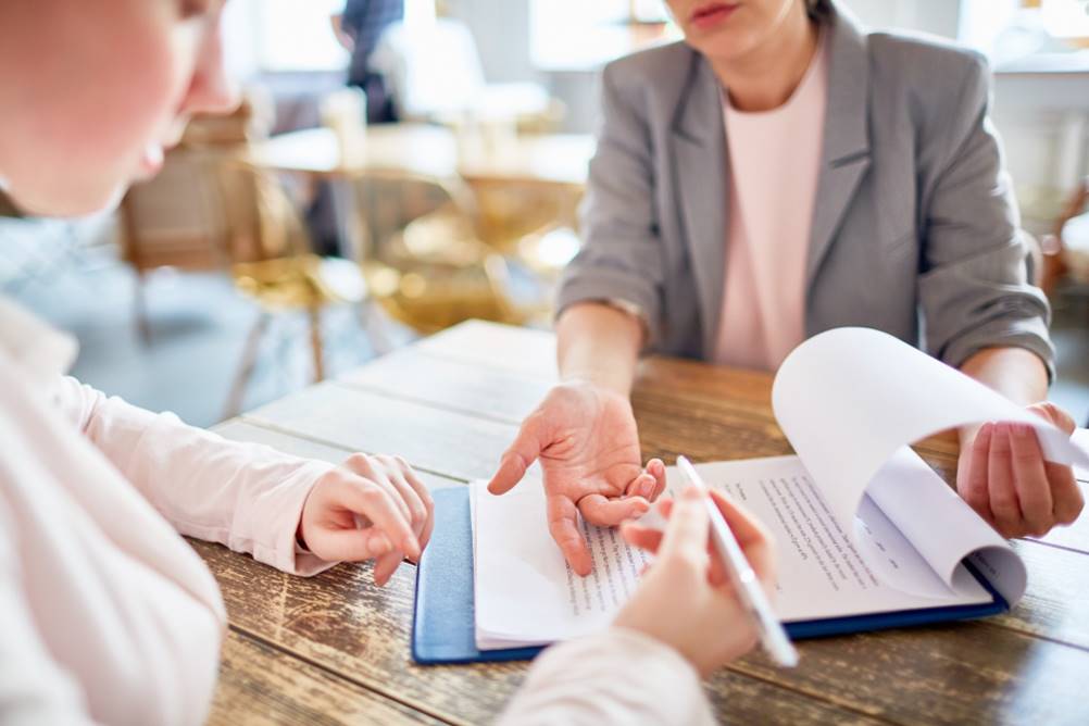 CLT ou Terceirização? Qual o mais vantajoso para o seu Negócio?